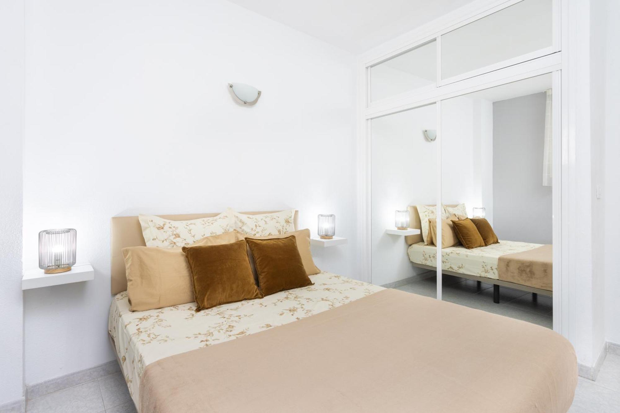 Classbnb - Seafront Apartment At Las Vistas Beach Arona  Exterior foto